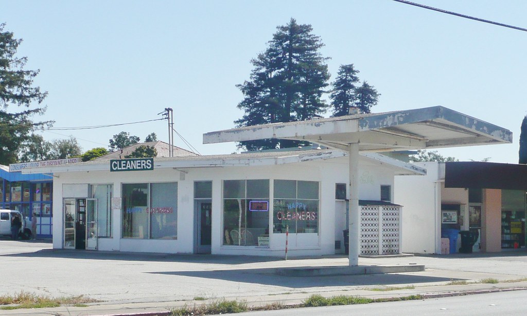 OLD GAS STATION SAN MATEO CALIF. 350 San Mateo dr. Frank Kelsey
