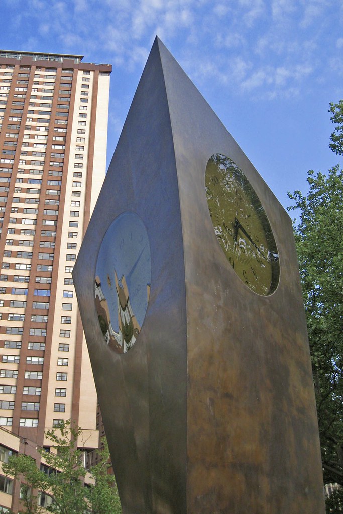 Time Sculpture at Lincoln Center, New York by Philip Johns… mira66