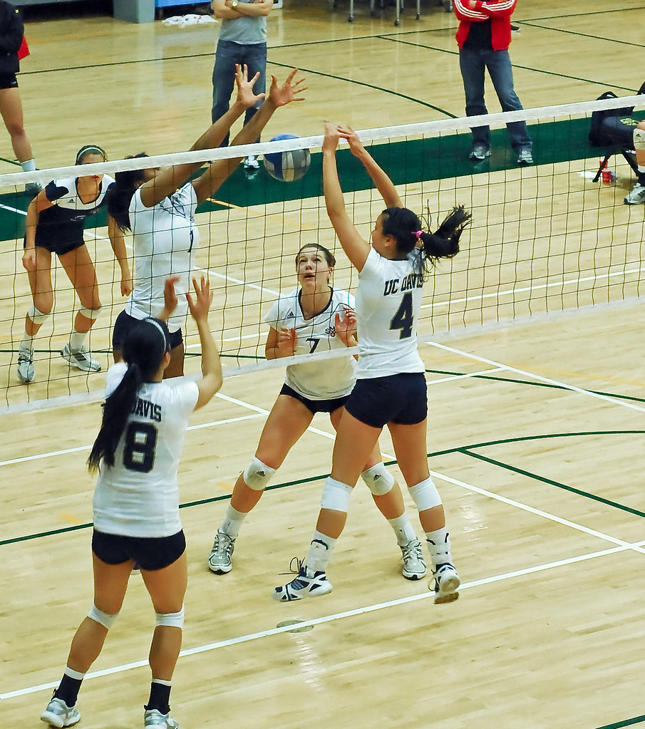 Lindsay Dowd 4 UC Davis Women's Volleyball Don Eng Flickr