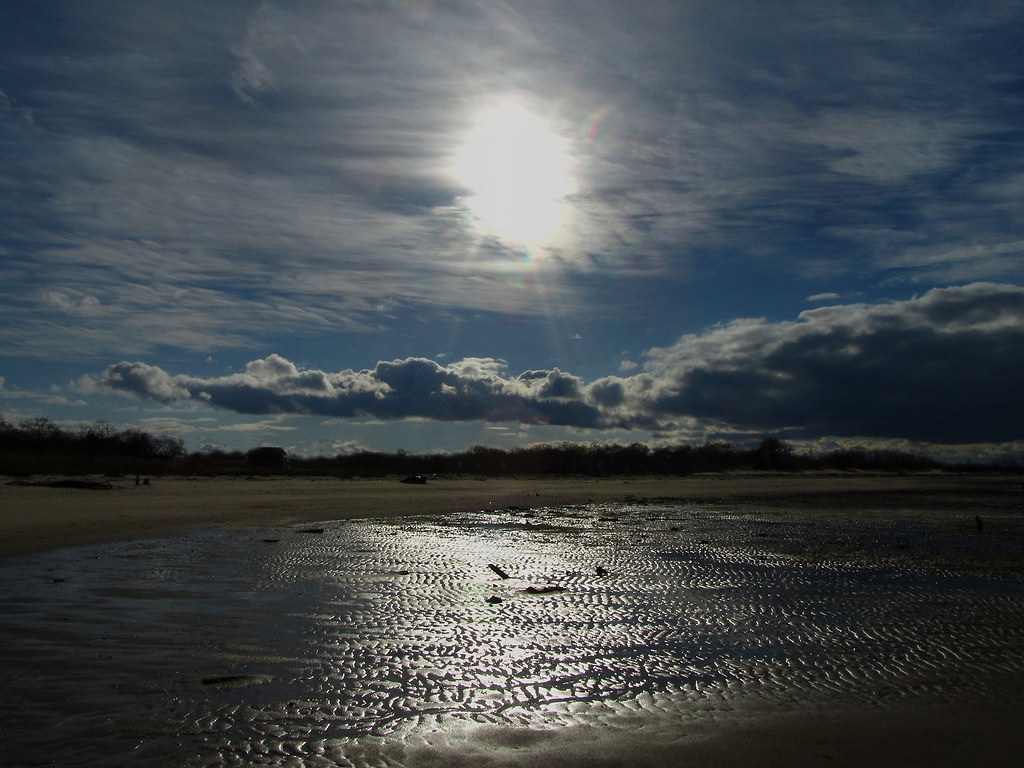 Low Tide and LateDay Sun At Cliffwood Beach, New Jersey. … Flickr