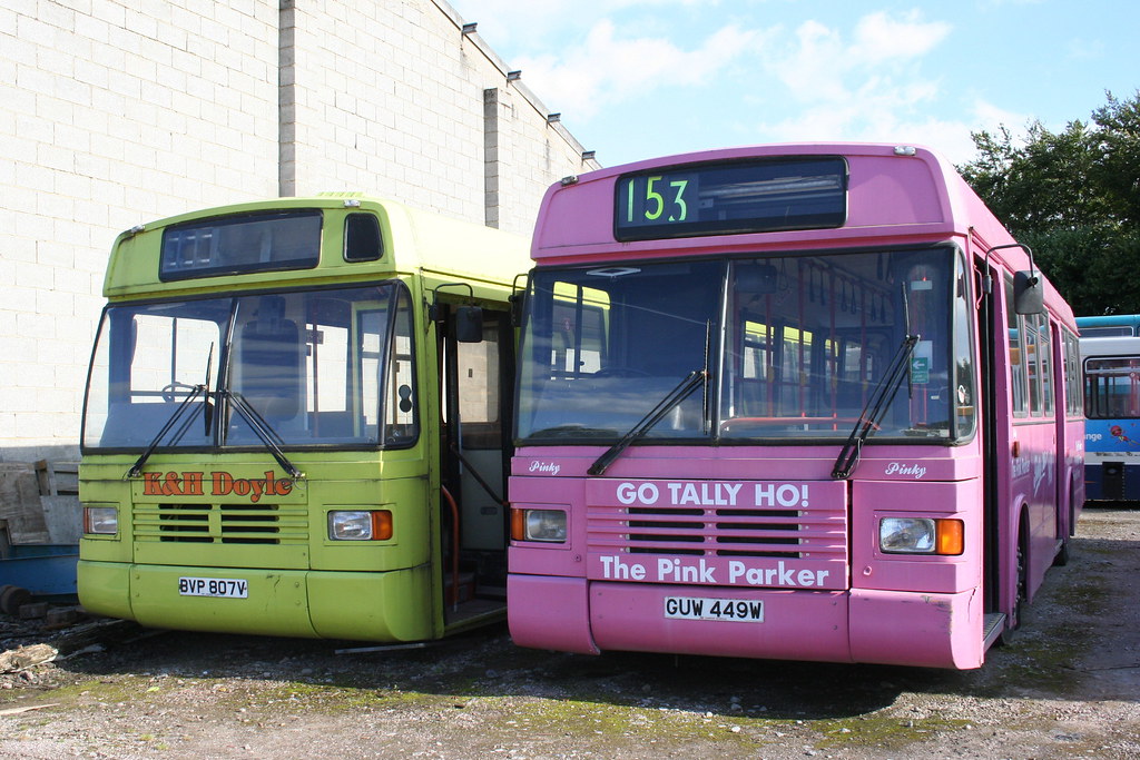GUW 449W,BVP 807V Stafford Bus Centre JE1791 photos Flickr