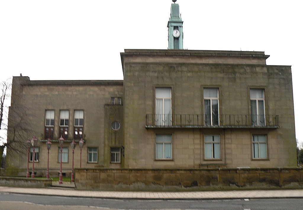 Kirkcaldy Town House from North The decorative lampposts a… Flickr