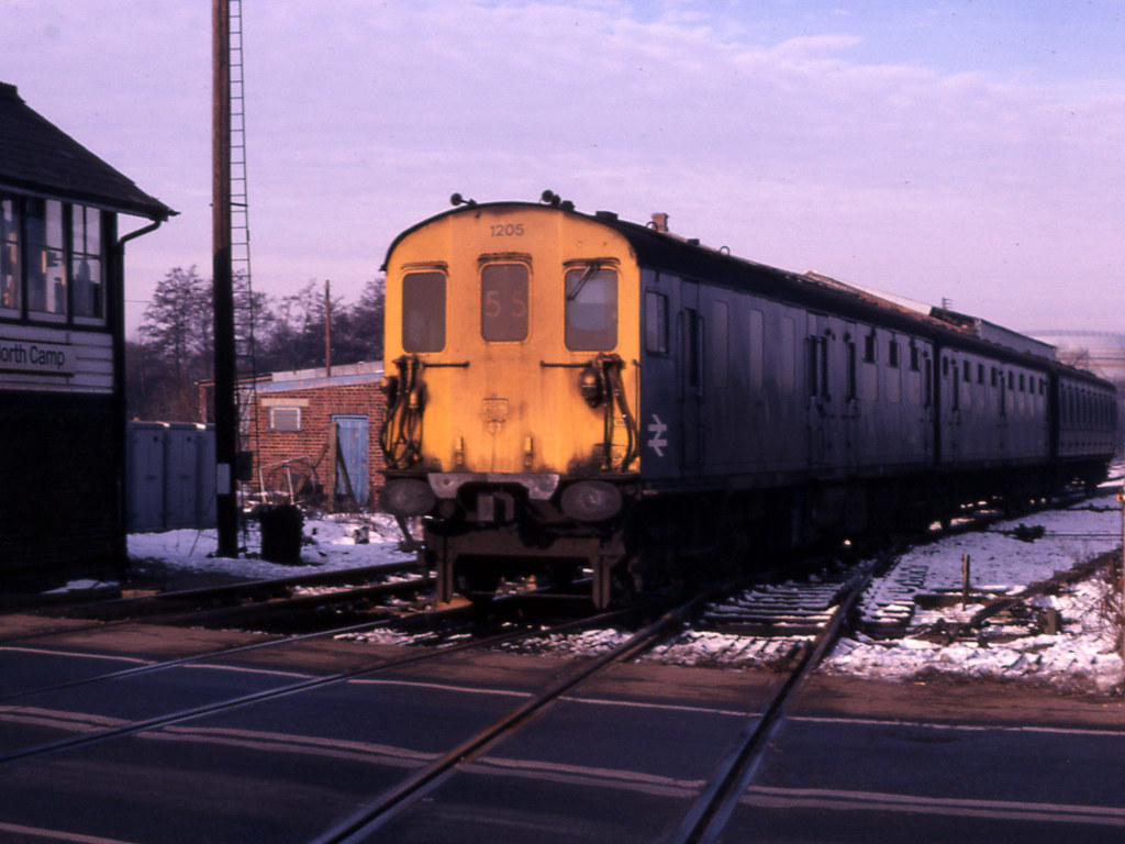 North Camp, Farnborough 1205 arrives at North Camp heading… Flickr