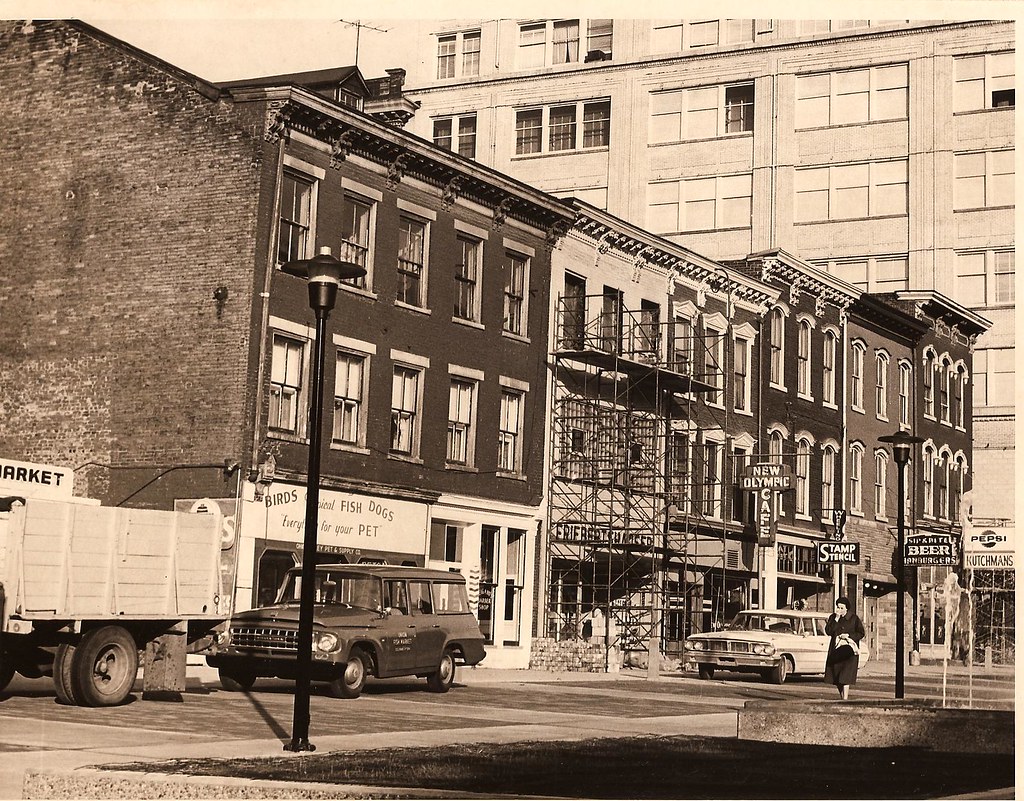 Market Plaza, Wheeling W.Va. On the site of the old Market… Flickr