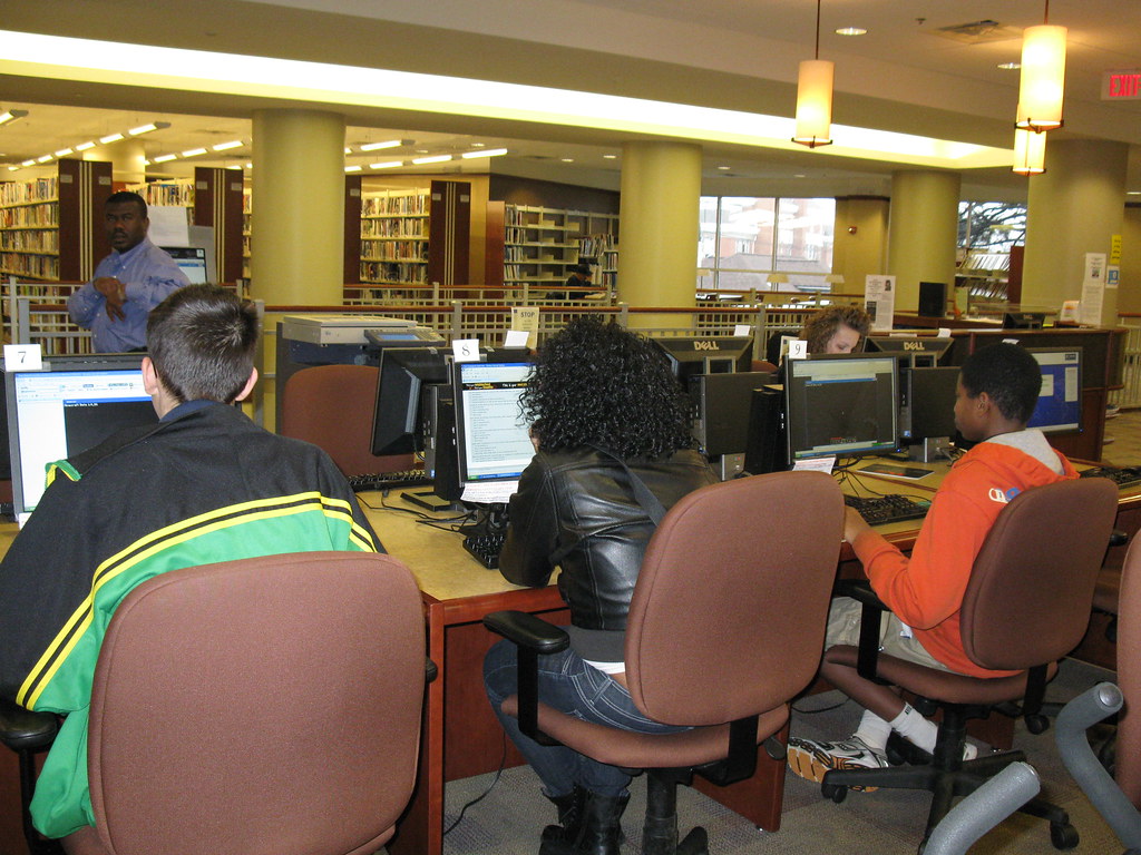 IMG_0010 Public Computers Linden Public Library Linden Library Flickr