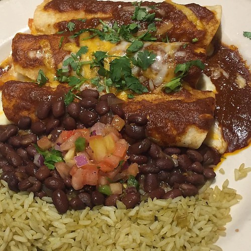 REPOST😍😍 veggiehilife808 ・・・ Cheese Enchilada! chil… Flickr