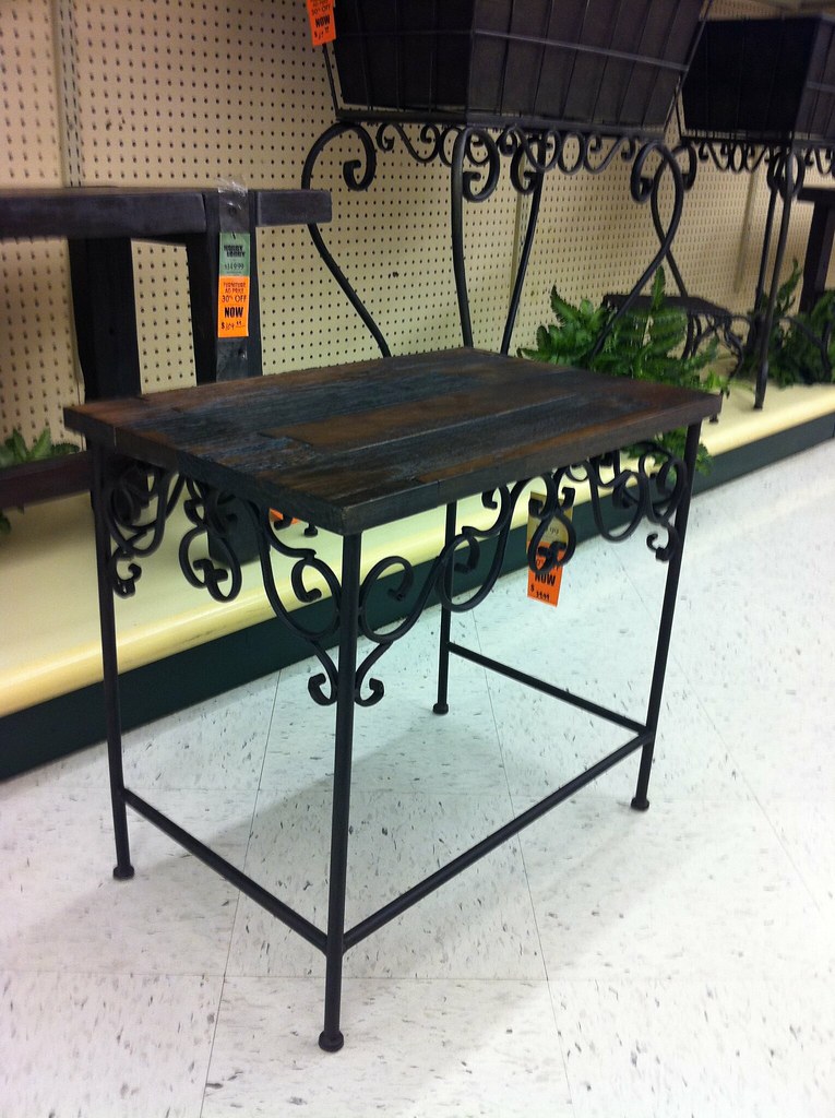 Small Table Lena Flickr