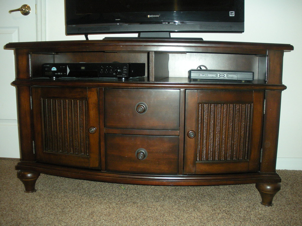 5.2 Guest Room TV Stand avjoshi_us Flickr