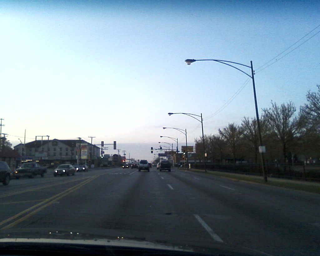 Cicero Avenue Northbound Cicero Avenue streetscape south o… Flickr