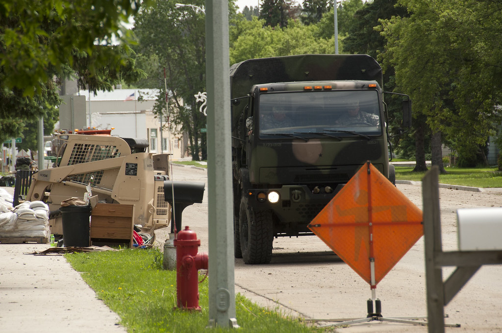 VelvaSawyer, ND Ops 16 A North Dakota National Guard truc… Flickr