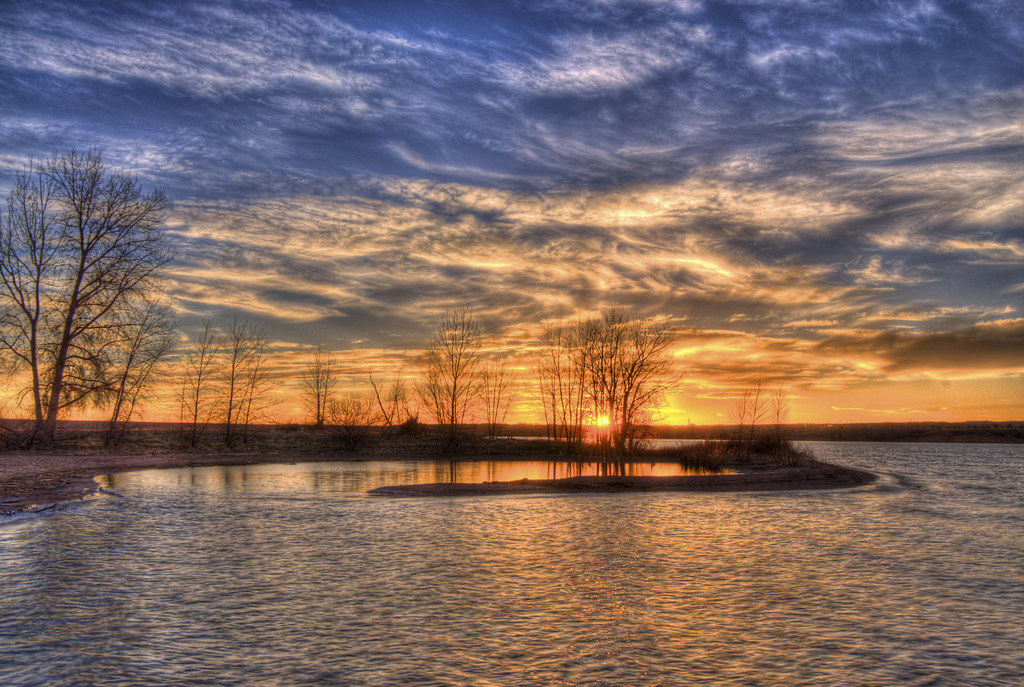 Sunrise at Chatfield Lake Sunrise at Chatfield Lake, Littl… Flickr