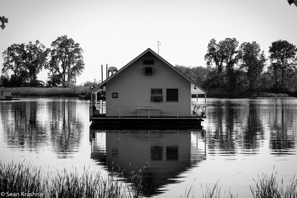 Lake Erie Houseboat Sean Flickr