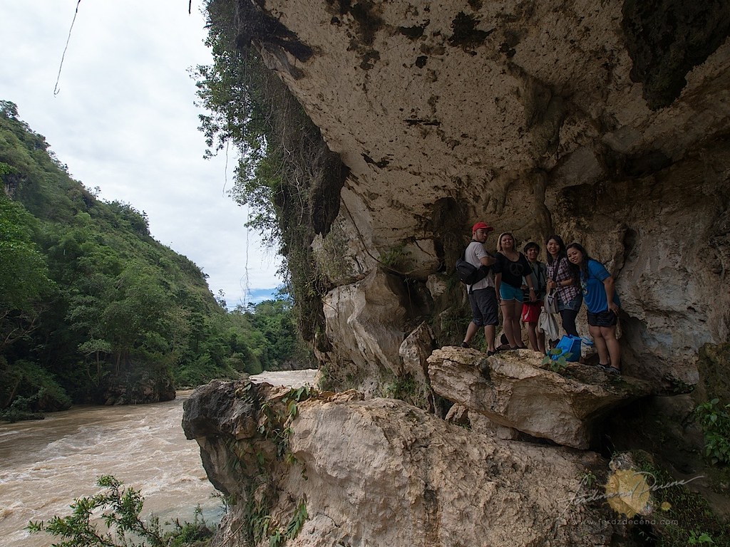 Exploring the Blue Water Cave Full story at bit.ly/1maI2qz… Flickr