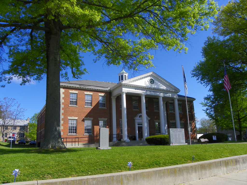 Montgomery County Courthouse Mt. Sterling, Montgomery Coun… Flickr