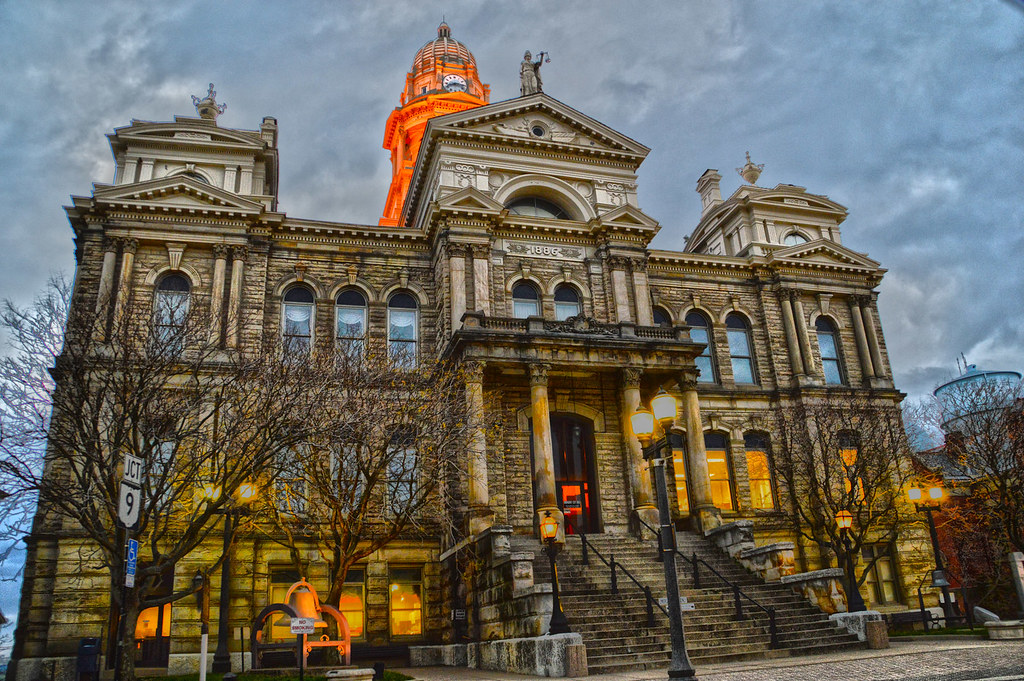 Belmont County Courthouse Belmont County Courthouse in St.… Flickr