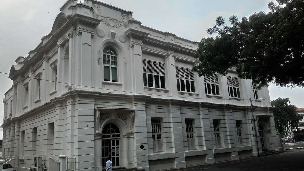 Old Hsbc Branch In Malacca The Old Hsbc Bank Building Near Flickr