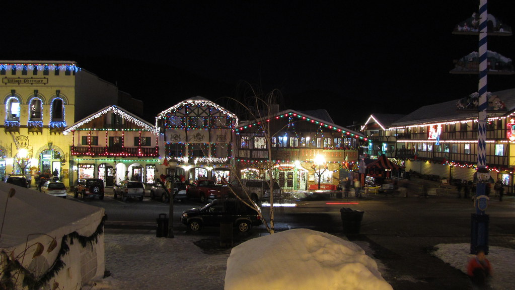 Leavenworth Christmas Lights The Bavarian town of Leavenwo… Flickr