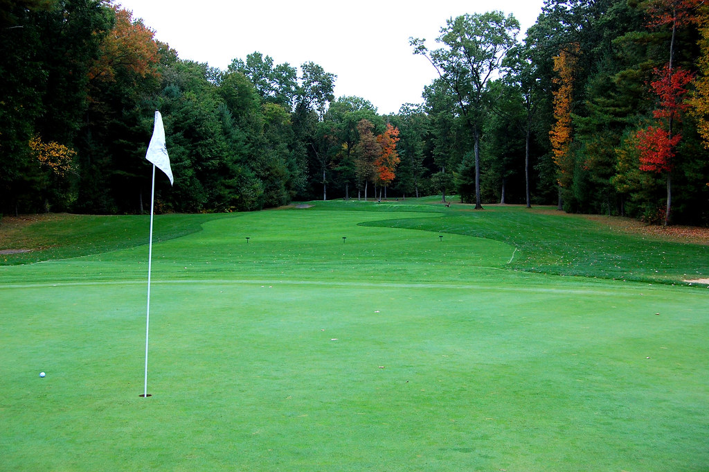 CC of Wilbraham, Hole 14 Taken at the Country Club of Wil… Flickr