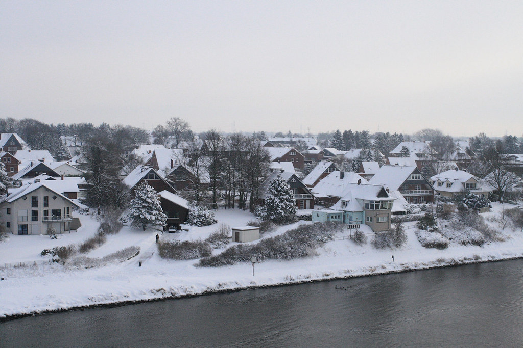 Houses alongside the Kiel Canal east of Rendsburg Robert Cutts Flickr