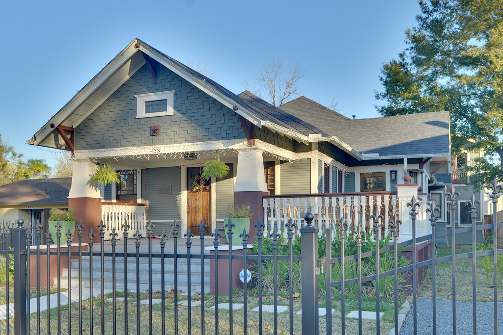 D. C. McCollum House, 433 W. 24th St. (HDR) Ed Uthman Flickr