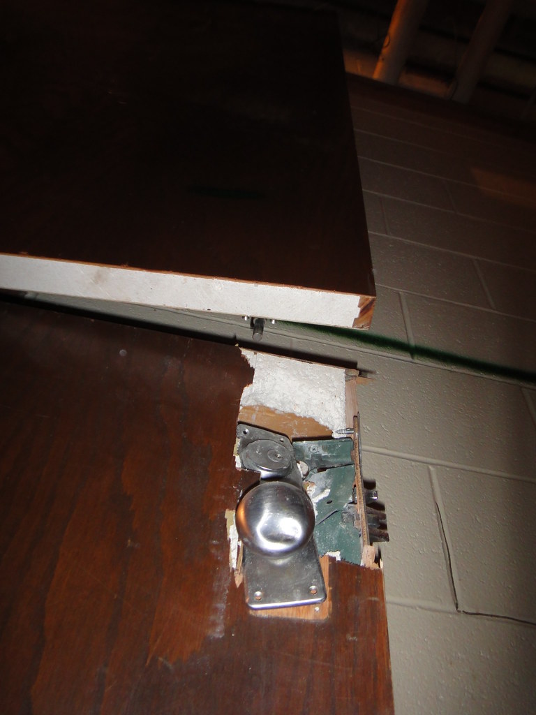 NonAsbestos Firedoor Core? Example of a "firerated" doo… Flickr