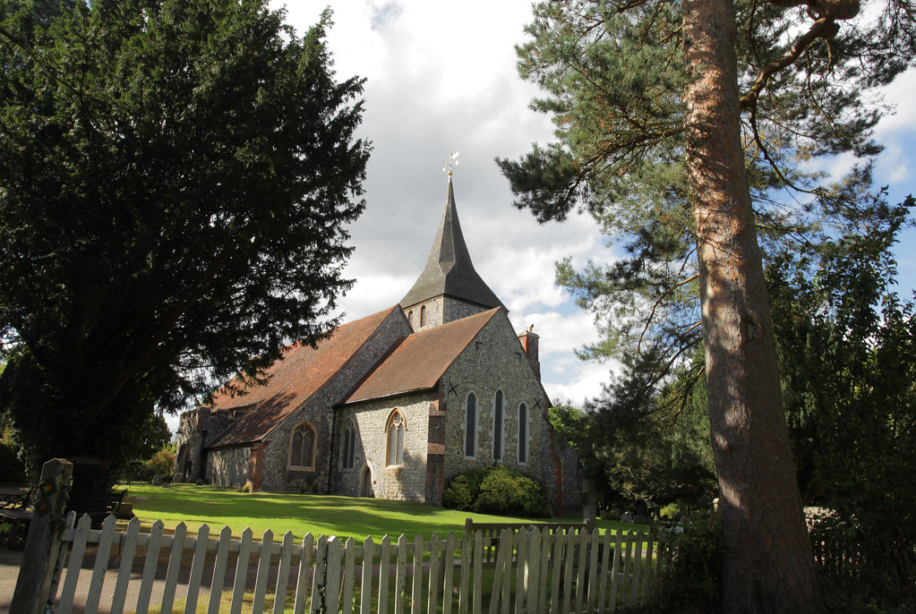 Chelsfield Village Church (St Martin of Tours) www.adamswa… Flickr