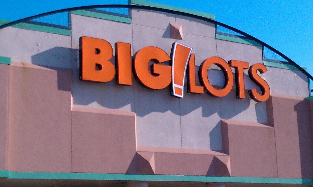 Big Lots Merle Hay Mart Des Moines, Iowa Closeup of the logo a