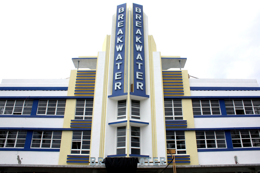 USA Miami Beach, Florida Breakwater Hotel, 940 Ocean Dri… Flickr