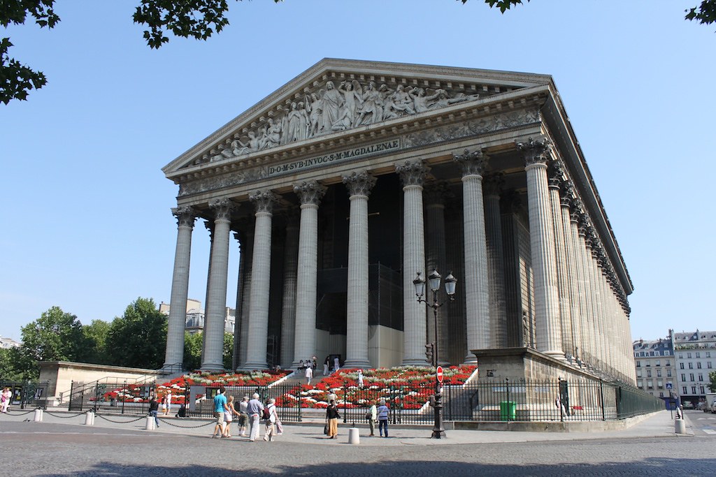 Église de la Madeleine, Place de la Madeleine Alexander Johmann Flickr