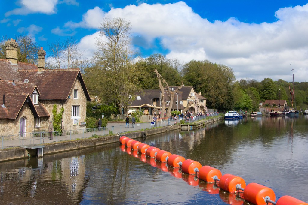 The Malta Inn, River Medway, Maidstone © Phil Randall 2015