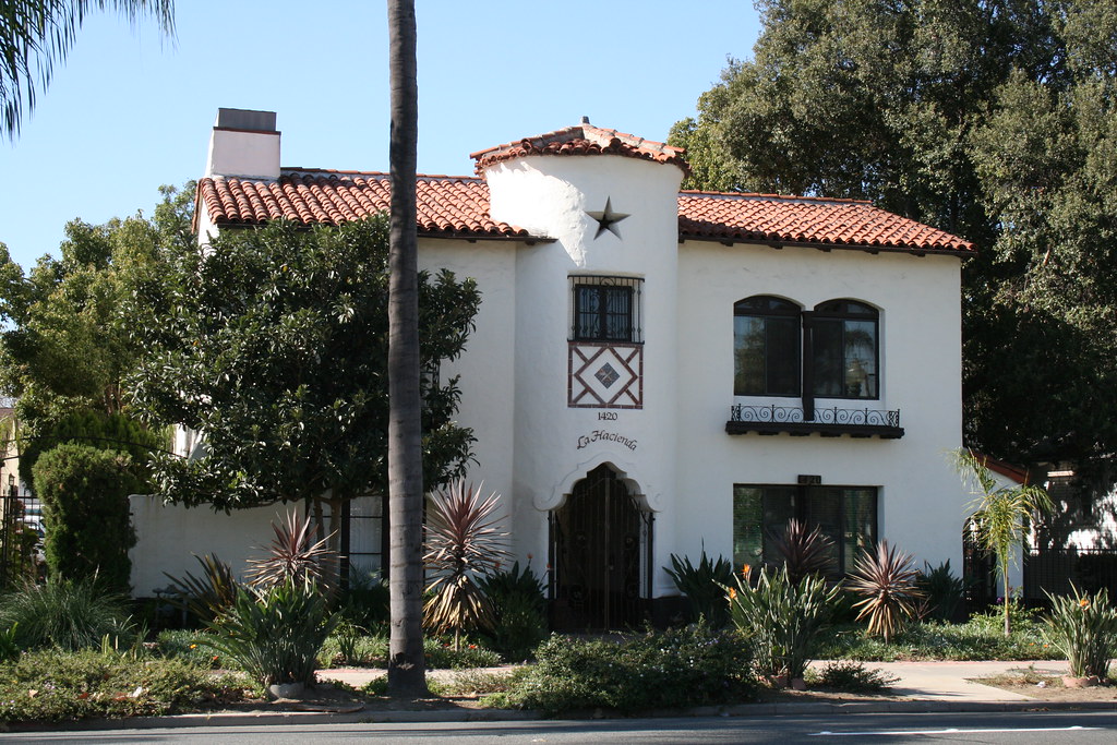 La Hacienda Apartments 1420 N. Broadway, Santa Ana, Califo… Flickr