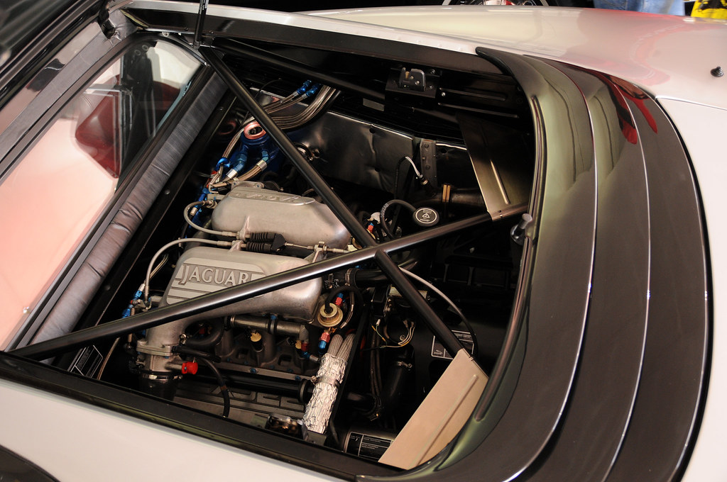 1992 Jaguar XJ220 Engine Bay The Engine Bay At The Rear, 52% OFF