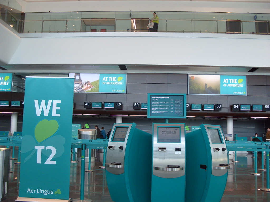 Aer Lingus check in Dublin Airport. The new check in area … Flickr