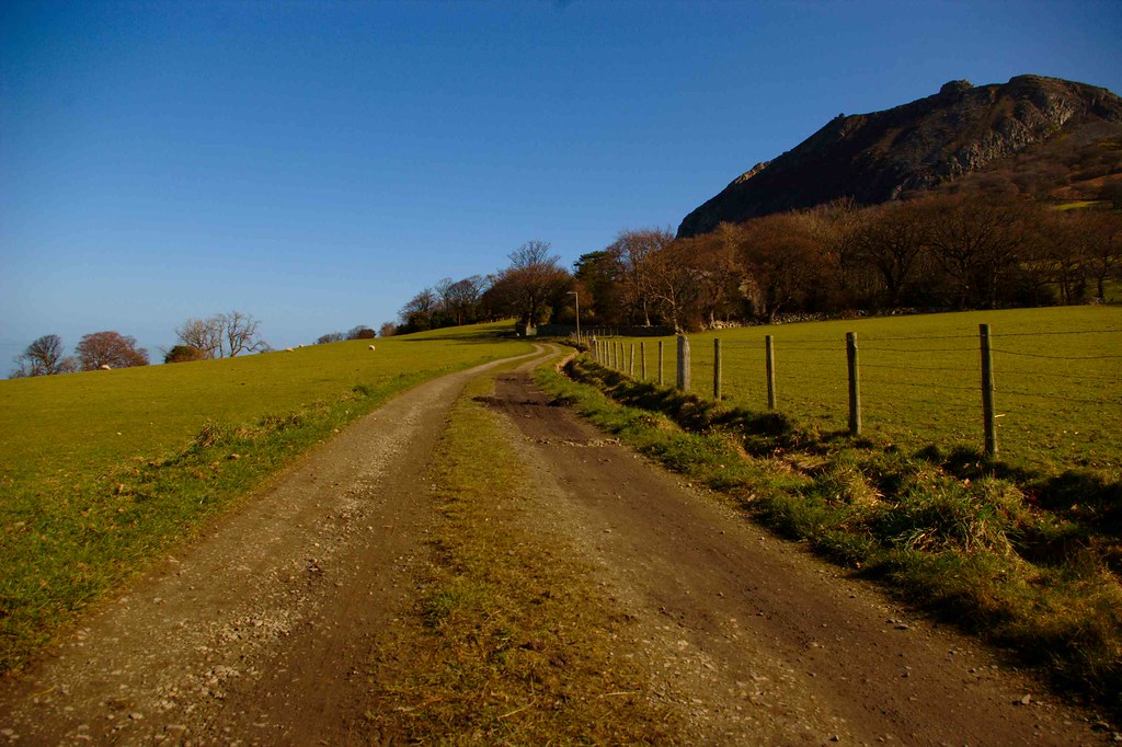 Penmaen Park & Wern Isaf geraint.roberts Flickr