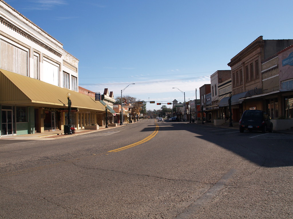 Pittsburg Texas Old Historic Small Town in 2011 Town Cente… Flickr