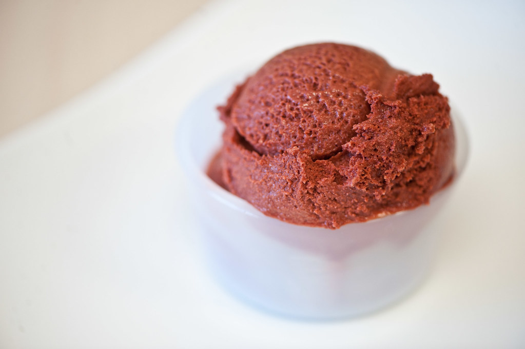 Red Velvet Cake Frozen Yogurt Red Velvet Cake A low fat … Flickr