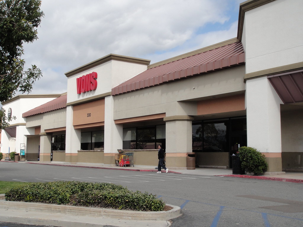 Vons Escondido, CA (El Norte Pkwy & Center City Pkwy) Flickr