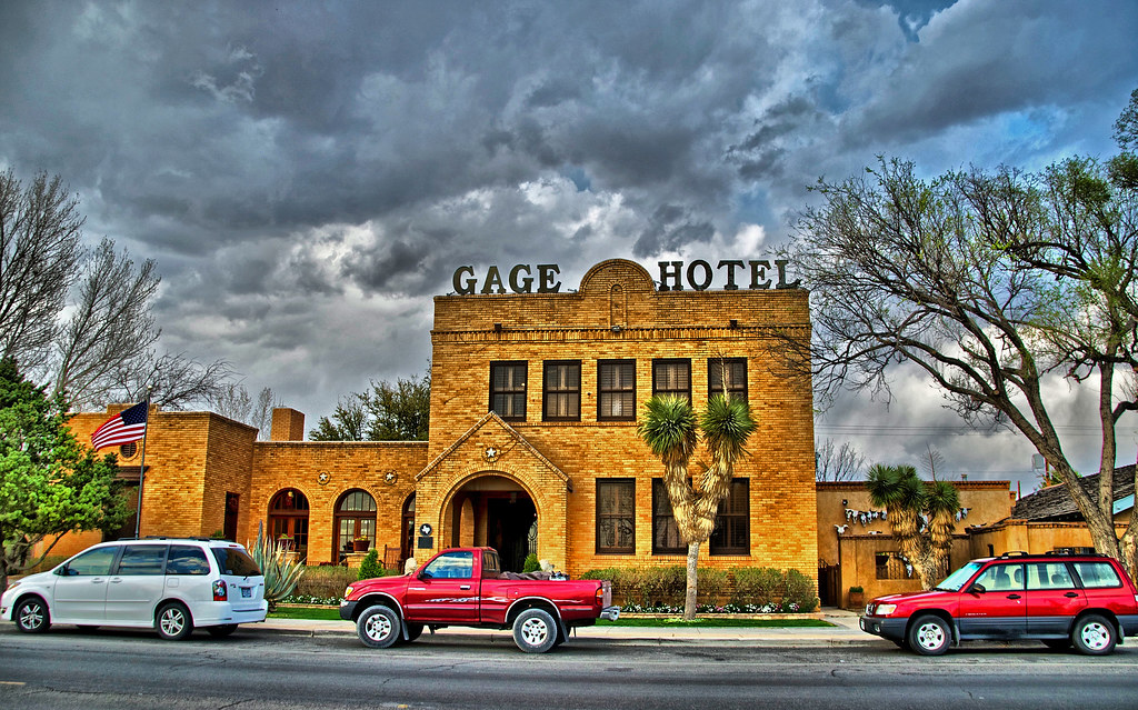 Gage Hotel Marathon, Texas. Cobaltski Flickr
