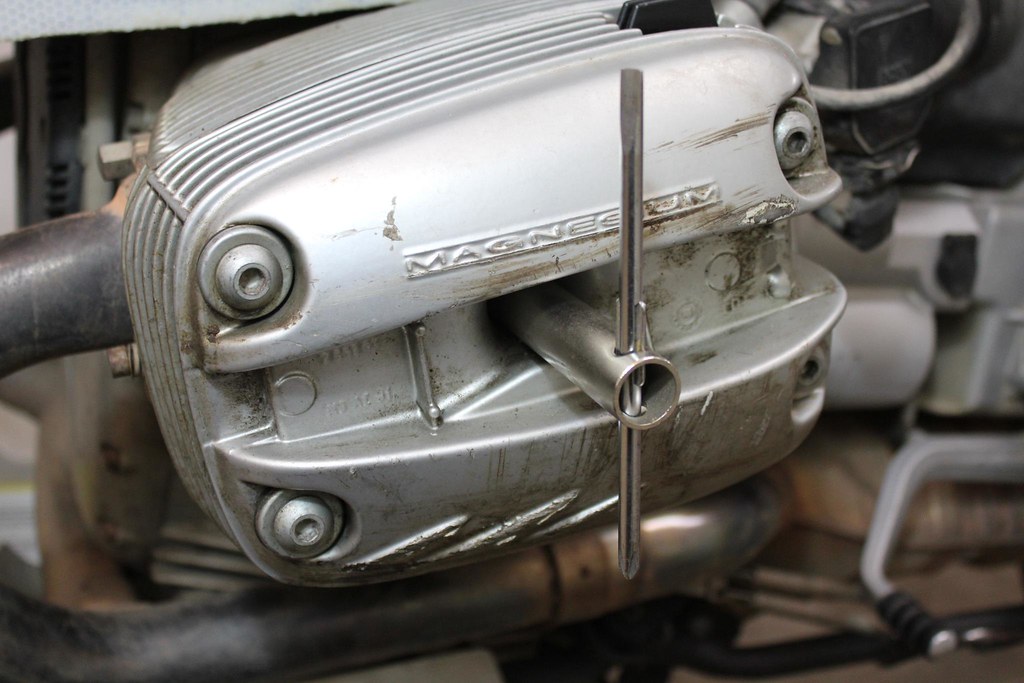 2001 BMW R1150GS Spark Plug Replacement For a post on ever… Flickr