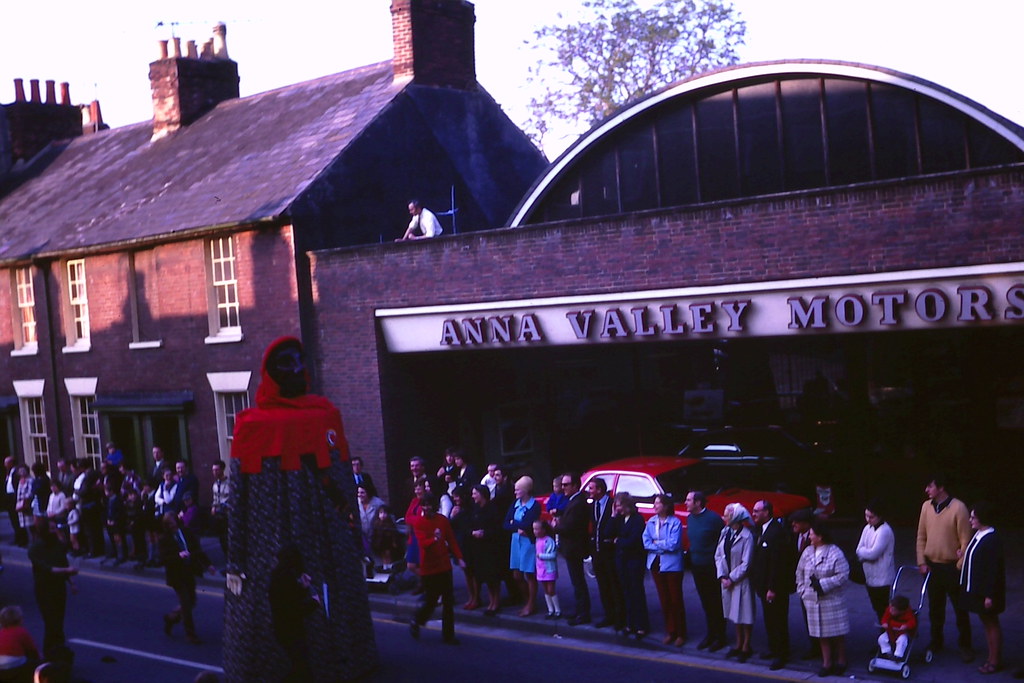 Salisbury Chamber of Commerce procession, 14th June 1972 Flickr