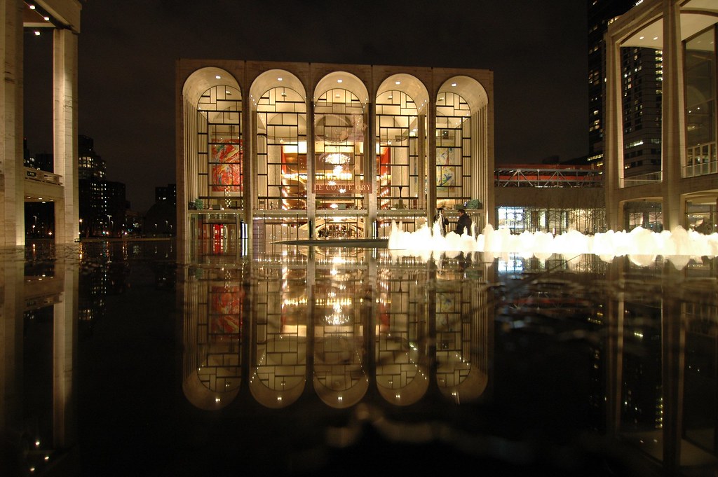 Lincoln Center, NYC Santi Flickr