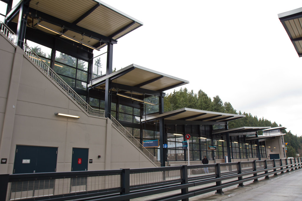 Mountlake Terrace Freeway Station Plenty of covers to keep… Flickr