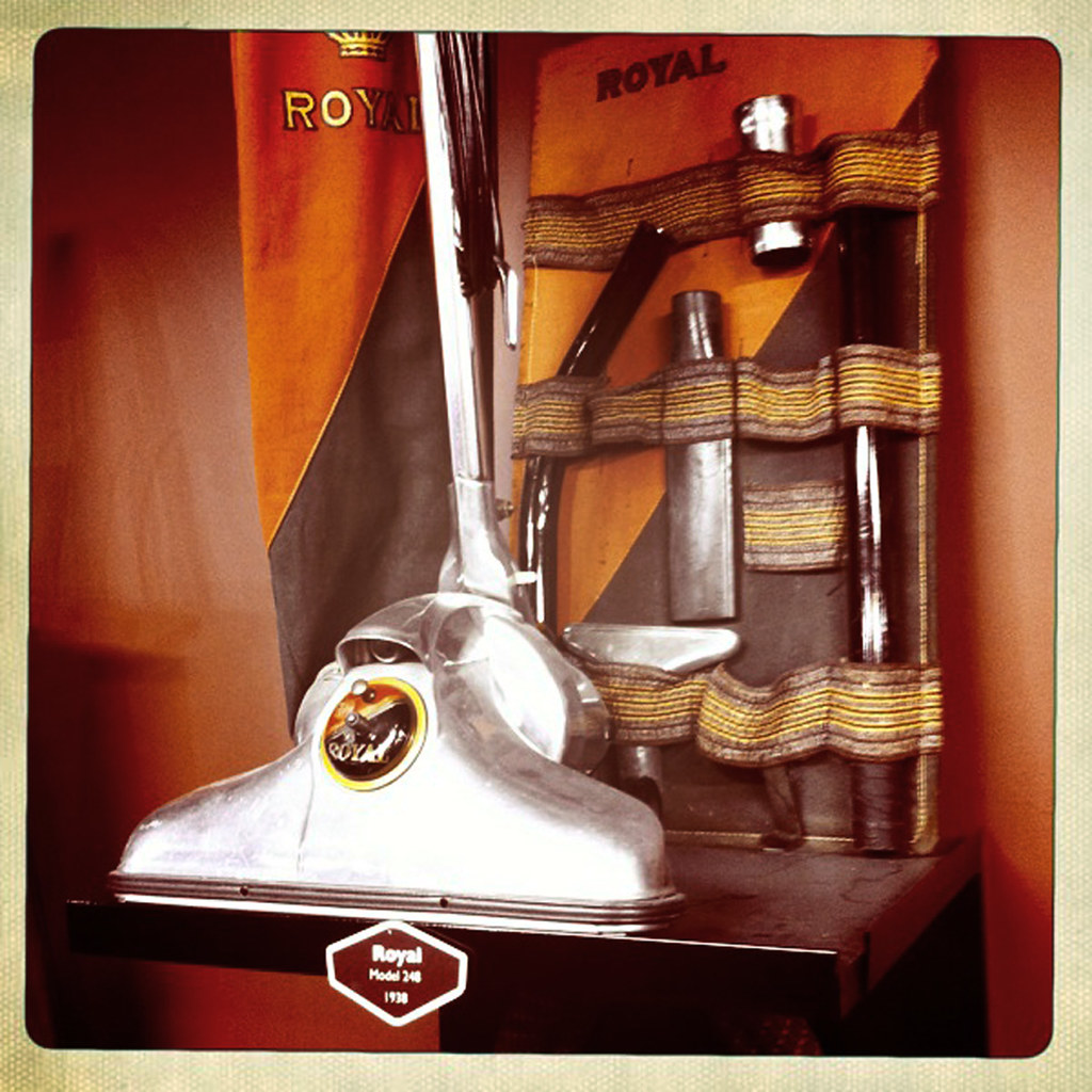 Boutwell_vacuum_cleaner_museum_60 Vacuum Cleaner Museum, S… Flickr