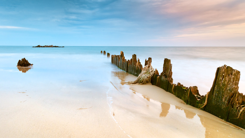 Grandview Ruins Twilight on Grandview beach Ruins of the… Flickr