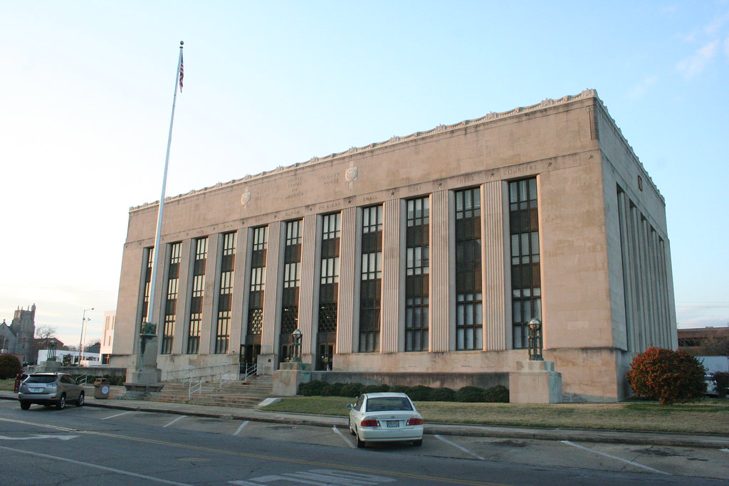 Meridian, MS Post Office in downtown Meridian. historybydesign Flickr