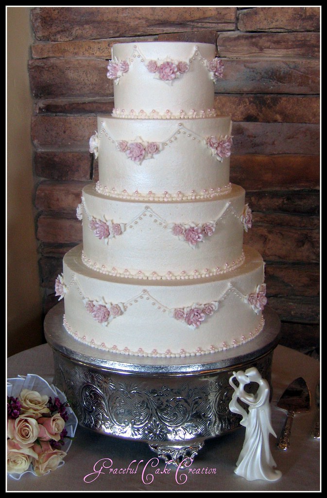 Elegant Rose Garland Wedding Cake Grace Tari Flickr