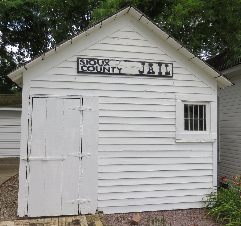 Old Sioux County Jail (Hawarden, Iowa) This structure in t… Flickr