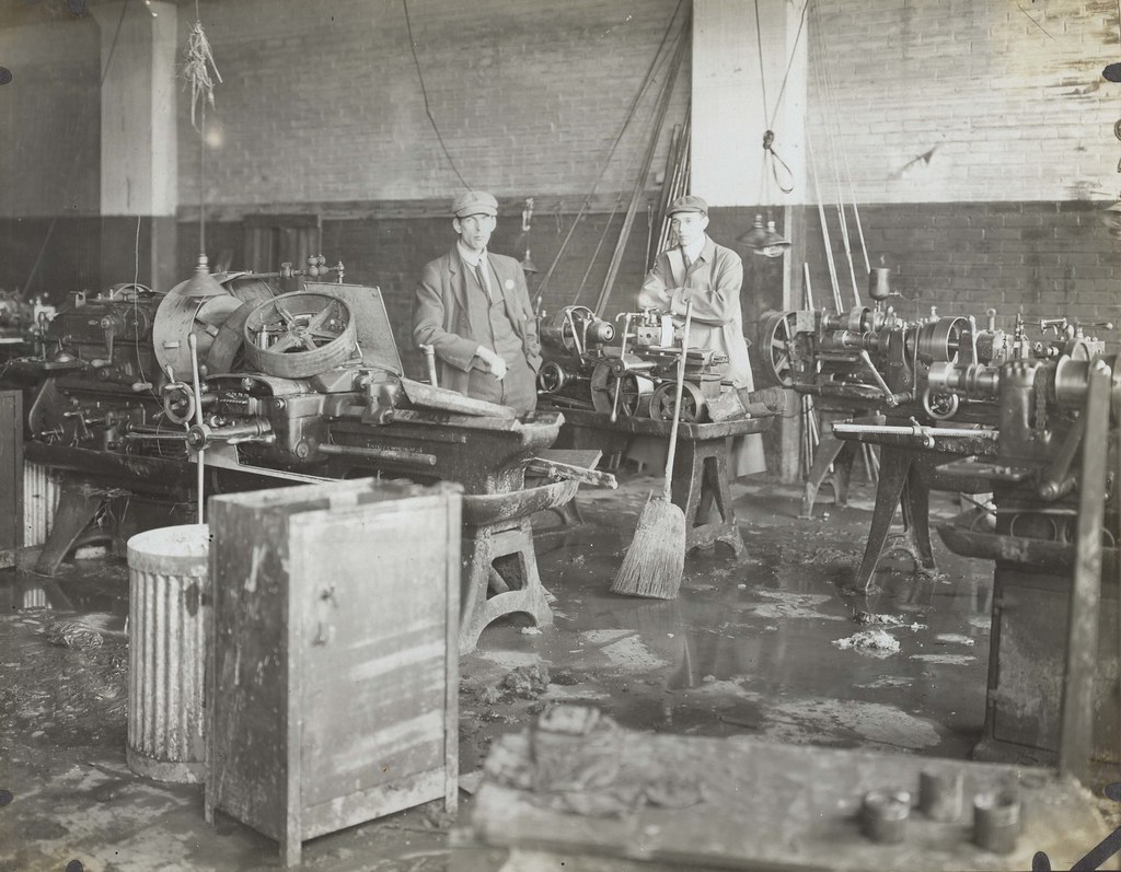Delco Factory, Dayton, OH 1913 Flood Delco Factory, Dayt… Flickr