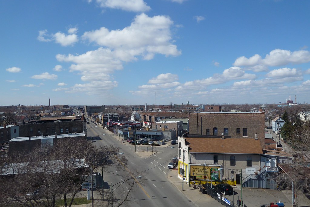 Archer Avenue from the Orange Line Looking west at Brighto… Flickr