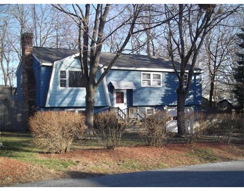 Adorable Home For Sale In Lowell, Ma. 4 Bedroom, 1 Bath Lo… Flickr